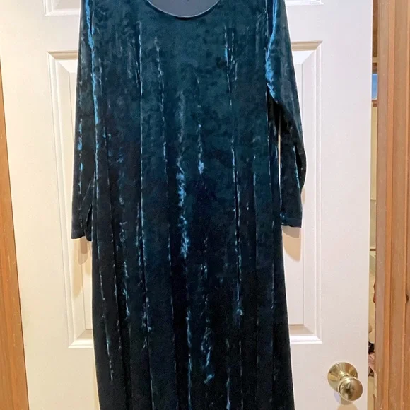 Joanna Hope | Dresses | Joanna Hope Size 6 Teal Crushed Velvet Midi Length  Dress | Poshmark